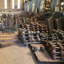 Material do conjunto de halteres e barra - Conjuntos de halteres e barra por atacado. Materiais de conjunto de halteres e barra: mistura de areia de ferro de cimento, ferro fundido, aço inoxidável, etc. Os materiais específicos utilizados podem variar por fabricante e linha de produtos. Ao escolher um conjunto de halteres e barra, leve em consideração as metas de condicionamento físico, o orçamento e a qualidade e a durabilidade dos materiais, para selecionar o conjunto de halteres e barra comercial certo.