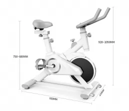 Bicicleta esportiva de spin de exercício em casa