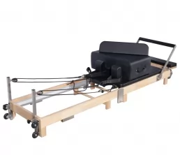 Em casa, Wood Collatsible Pilates Reformer