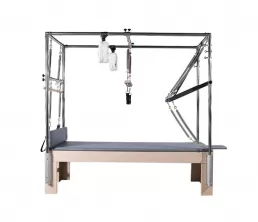 Maple Cadillac Trapezing Table para venda