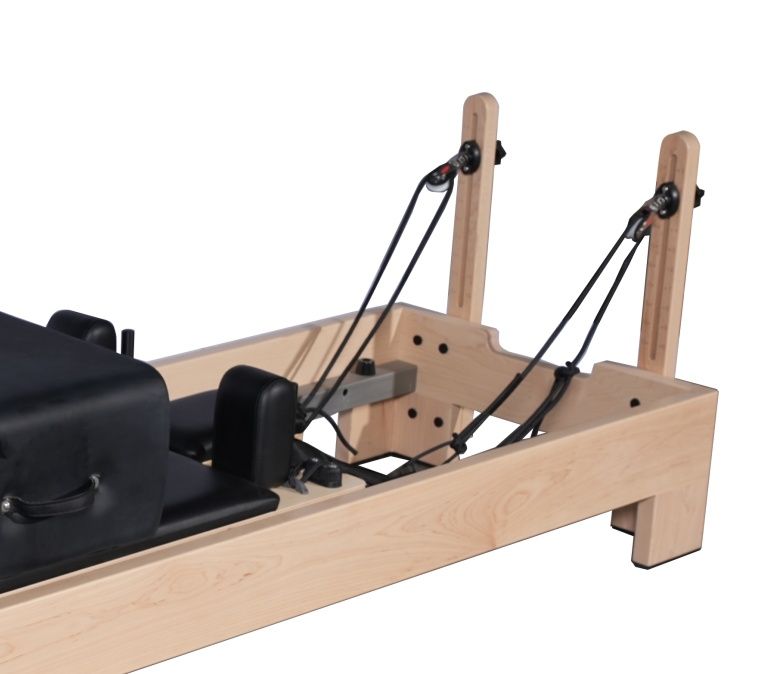 Treinamento corporal Core Baple Maple Wood Pilates Reformer Machine com apoios para pés internos