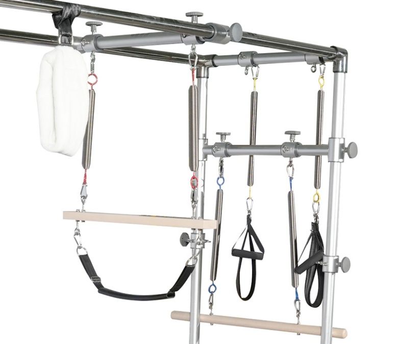 Treinamento para exercícios de ioga Maple Pilates Cadillac Reformer